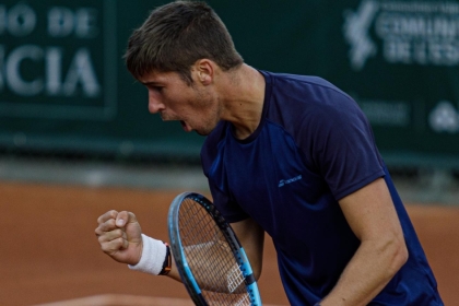 Pavel Lagutin repite victoria en Xàtiva ante Carlos López Montagud