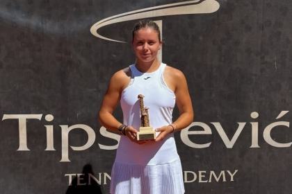 Ariana Geerlings encadena triunfo en los Wolrd Tennis de Serbia