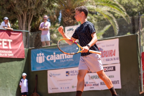 Final masculina Izan Bañares, © Curro Vallejo / RFET