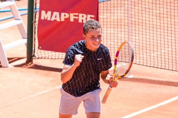 Final masculina Izan Bañares, © Curro Vallejo / RFET