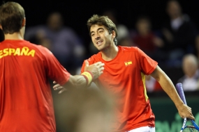 Marcel Granollers y Marc Lpez, © Kyle Clapham