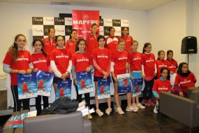 Clínic de la Selección Española Mapfre con jóvenes tenistas alicantinas, © RFET