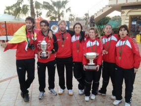 Equipos espaoes +35 y 40, Campeones del Mundo, © RFET
