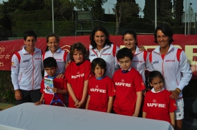 Clnic de la Seleccin Espaola Mapfre con jvenes tenistas, © RFET