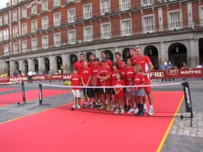 Clínic de la Selección Española Mapfre en la Plaza Mayor de Madrid, © RFET