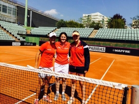 Conchita Martnez junto a Tita Torr y Silvia Soler, © RFET