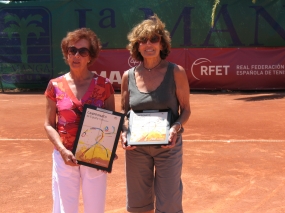 Finalistas F+70 Julia Abascal y Carmen Nauffal, © RFET