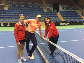 Lara Arruabarrena, Garbie Muguruza y Conchita Martnez, © RFET