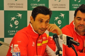 David Ferrer y Sergi Bruguera en rueda de prensa, © RFET