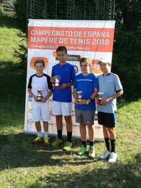 Campeones y finalistas dobles, © RFET