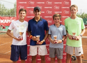 Campeones y finalistas dobles, © lvaro Daz / RFET