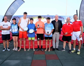 Campeones y finalistas Sub'14, © Indalo Beach Tennis Club