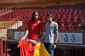 Feliciano Lpez con el torero Sebastin Castella, © RFET