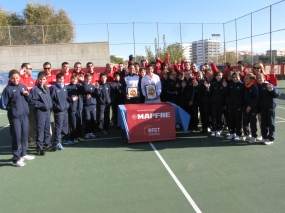 Finalistas y recogepelotas, © RFET