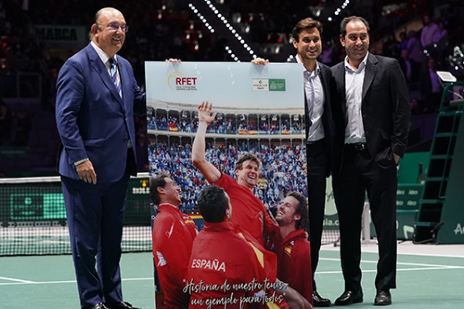 David Ferrer recibe un sentido homenaje en las Finales de la Copa Davis de Madrid David Ferrer recibe un sentido homenaje en las Finales de la Copa Davis de Madrid