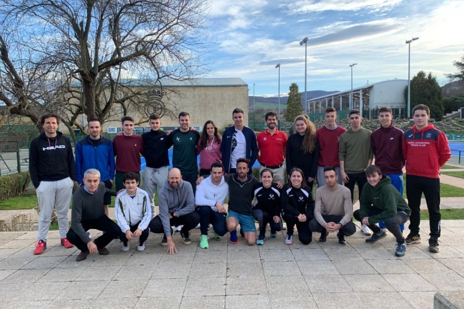 Curso de Formación Inicial de Juez de Silla y Juez de Línea en Vitoria Curso de Formación Inicial de Juez de Silla y Juez de Línea en Vitoria