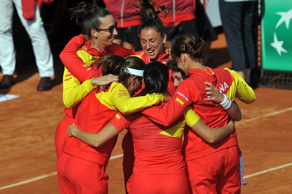 La Seleccin Espaola MAPFRE jugar las Finales de la Fed Cup tras vencer a Japn en La Manga