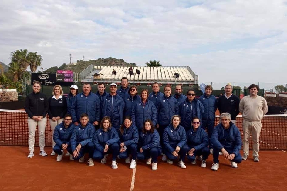 Un equipo de 20 jueces de lnea de toda Espaa toman parte en la Fed Cup en La Manga