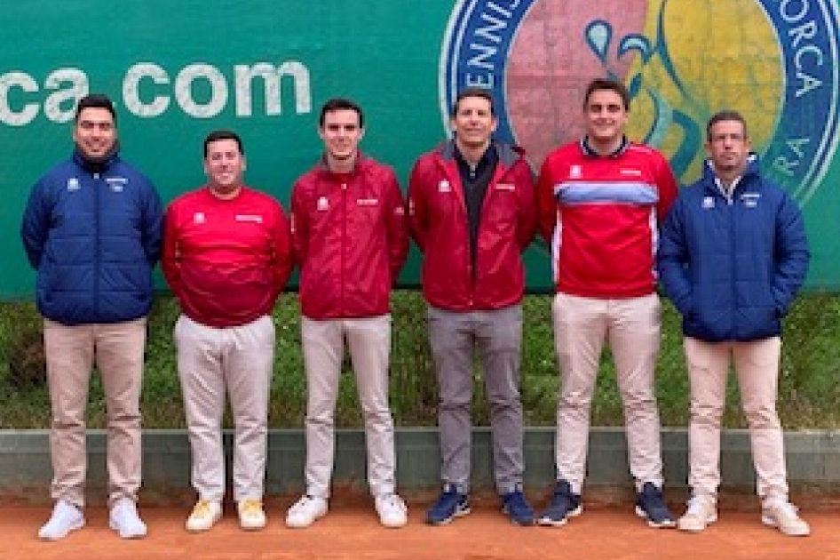 Equipo arbitral en el torneo internacional masculino de Paguera Equipo arbitral en el torneo internacional masculino de Paguera