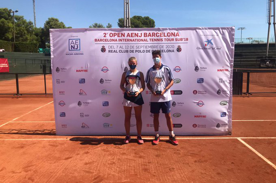 Xavier Matas y Ariana Geerlings se llevan el primer torneo internacional jnior del ao en Barcelona