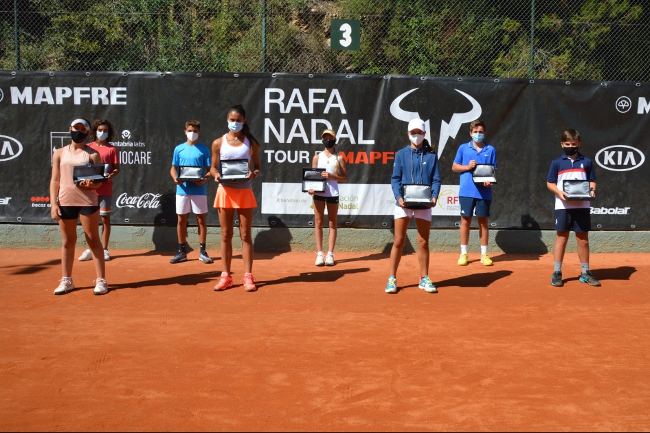 Victorias de Luis Llorens, Ana Martínez, Eudald González y Selena Romero en el Victorias de Luis Llorens, Ana Martínez, Eudald González y Selena Romero en el