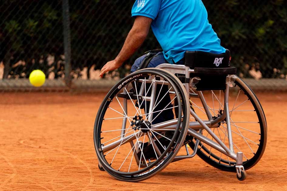 La RFET y la Fundación Bepro lanzan un proyecto para abrir escuelas de tenis en silla por toda la geografía nacional