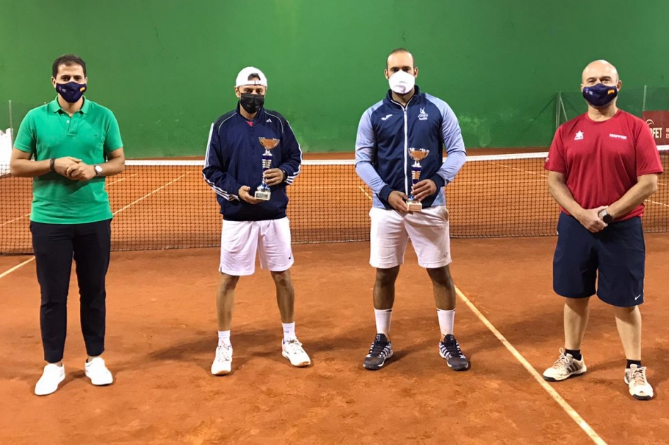 Ganadores del torneo internacional de veteranos que retoma el circuito en Melilla Ganadores del torneo internacional de veteranos que retoma el circuito en Melilla
