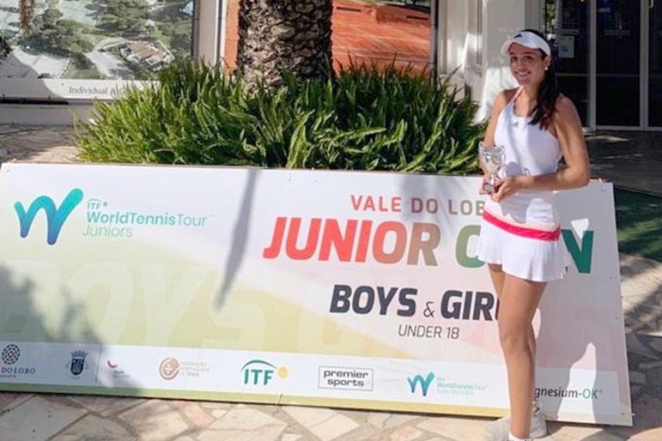 Carolina Gmez Alonso encadena su tercer triunfo del ao en jniors ante Marta Soriano en Portugal