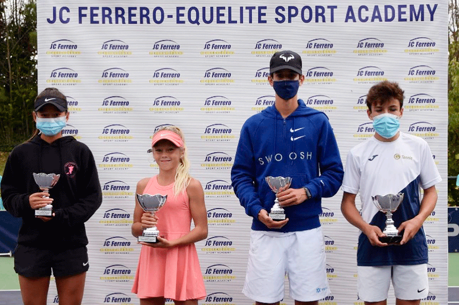 Andrés Santamarta y la rusa Ksenia Efremova se llevan el infantil de Villena Andrés Santamarta y la rusa Ksenia Efremova se llevan el infantil de Villena