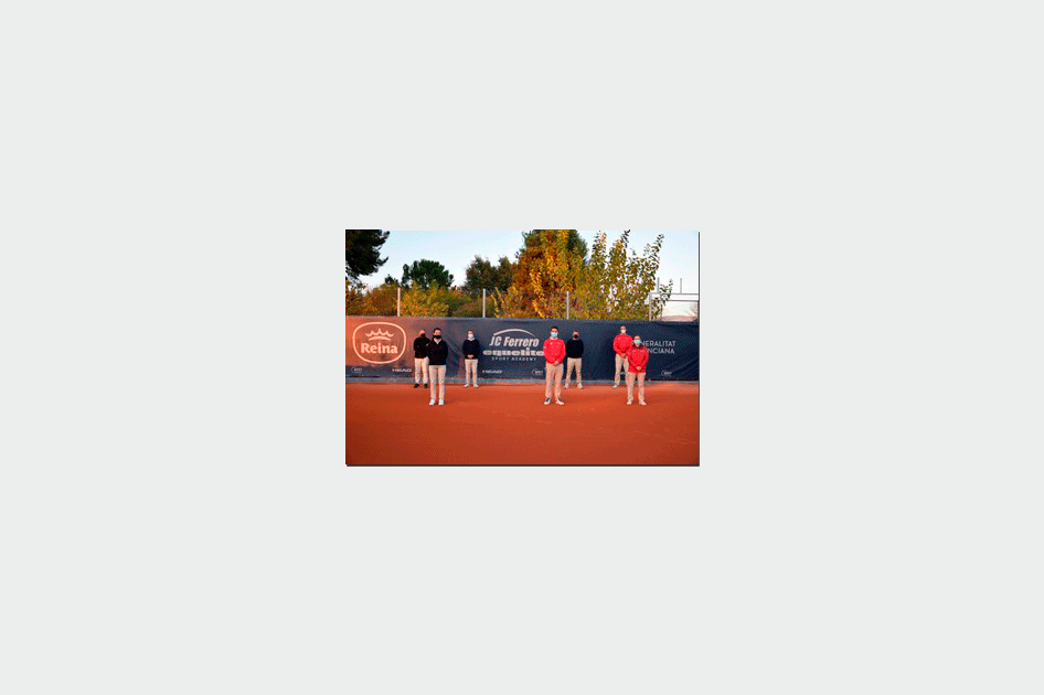 Equipo arbitral del torneo ITF World Tennis Tour masculino en Villena