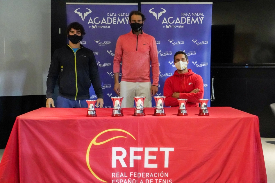 Rafael Nadal, presente en el sorteo del 30º Campeonato de España MAPFRE de tenis en silla Rafael Nadal, presente en el sorteo del 30º Campeonato de España MAPFRE de tenis en silla