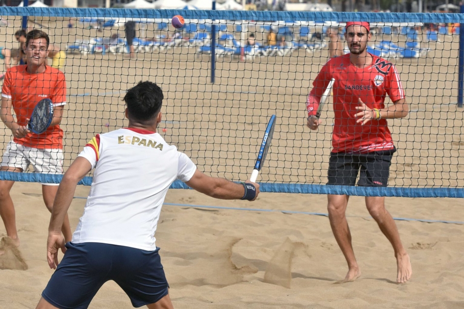 Gran Canaria cierra la temporada mundial de tenis playa con una doble cita del mximo nivel