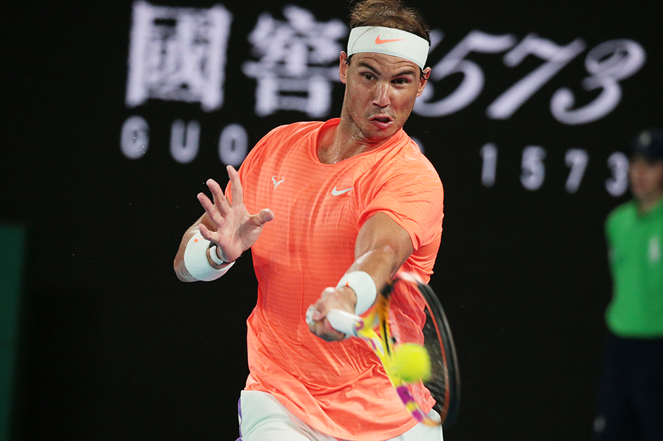 Nadal vuelve a quedarse en cuartos de final en Australia tras ver cómo Tsitsipas le remonta Nadal vuelve a quedarse en cuartos de final en Australia tras ver cómo Tsitsipas le remonta