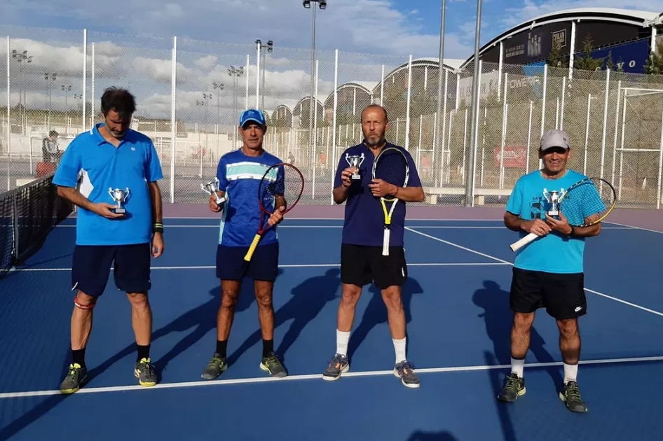 Pleno espaol en el primer torneo internacional de veteranos 