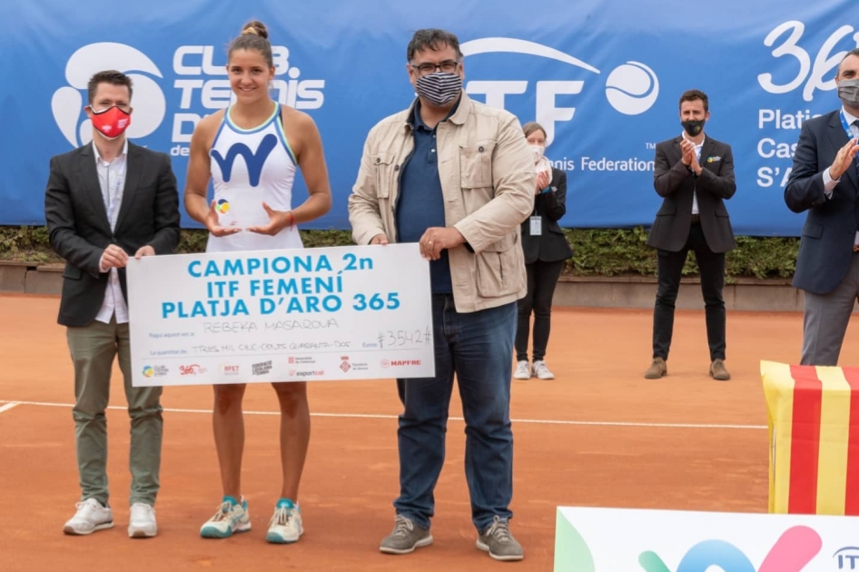 Rebeka Masárová supera a Irene Burillo en la final del internacional ITF de Platja d'Aro Rebeka Masárová supera a Irene Burillo en la final del internacional ITF de Platja d'Aro