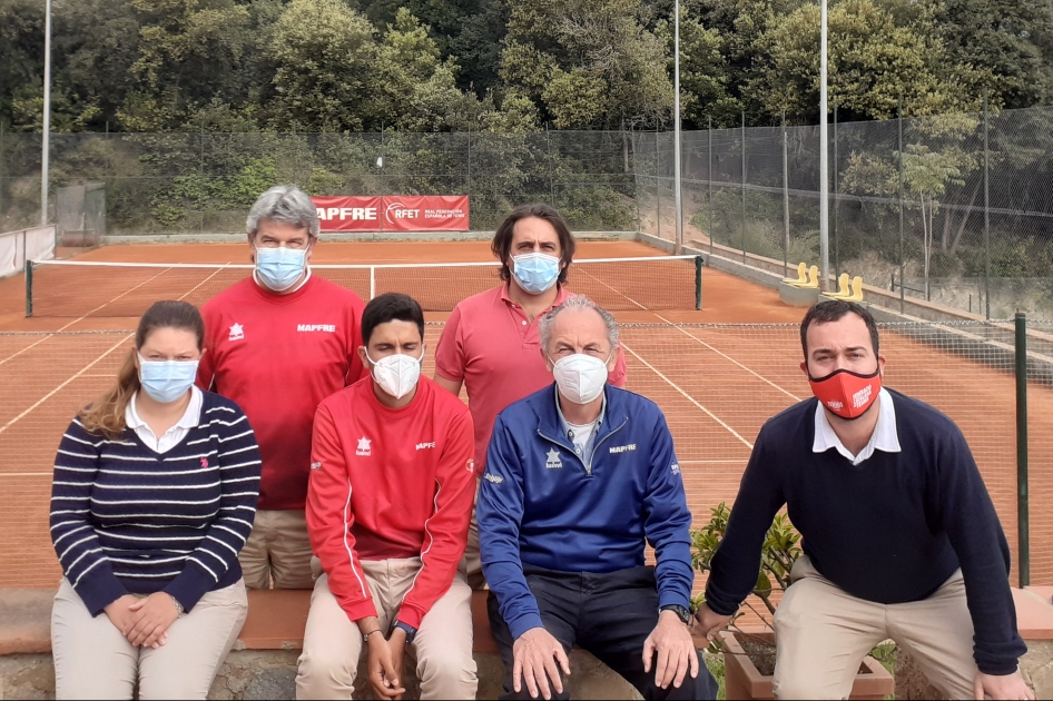 Equipo arbitral en el torneo internacional ITF masculino de Valldoreix Equipo arbitral en el torneo internacional ITF masculino de Valldoreix