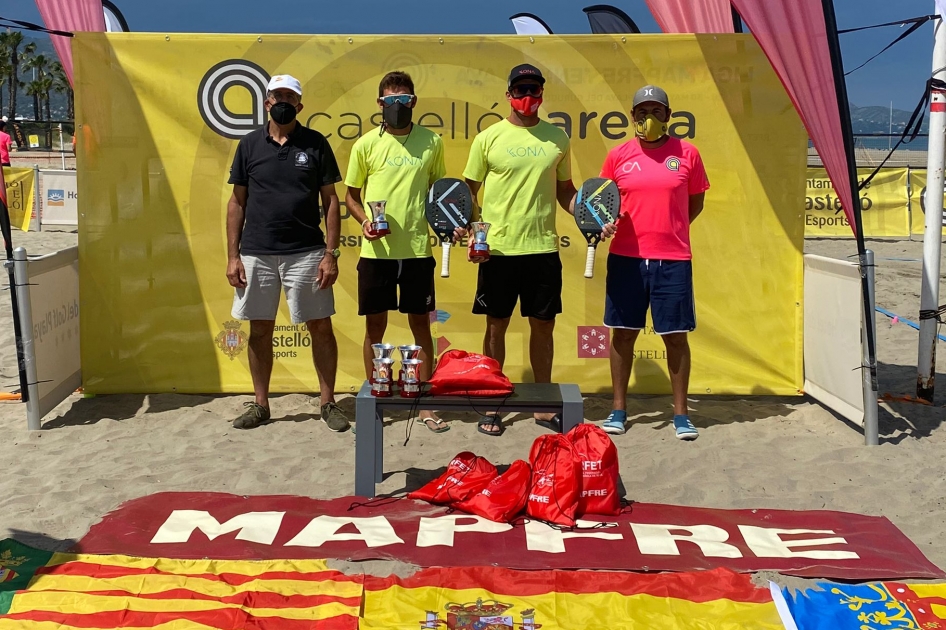 Puente-Rodríguez y Farías-Fernández dominan la primera cita de la Liga MAPFRE de Tenis Playa en Castellón
