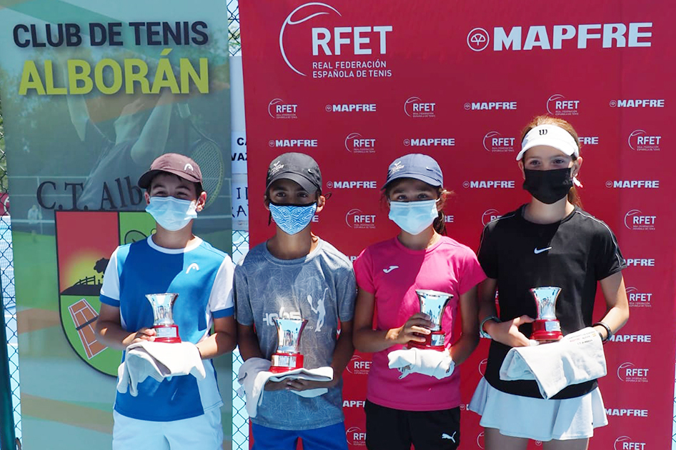 Idoia Razquin y Sergio Esquerdo, nuevos Campeones de España Alevines Idoia Razquin y Sergio Esquerdo, nuevos Campeones de España Alevines