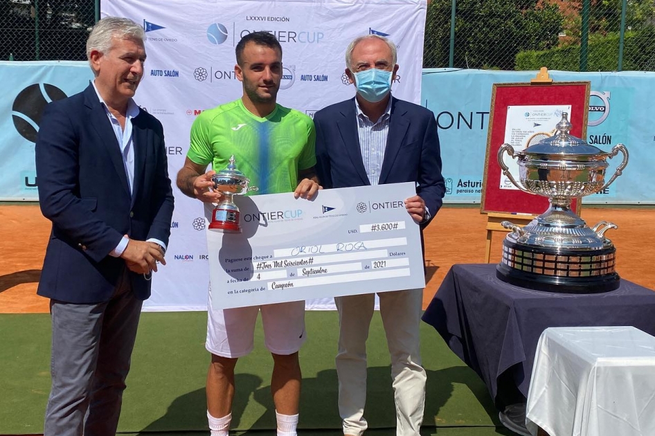 Oriol Roca se impone Oviedo ante Álvaro López San Martín y alcanza los 25 títulos Oriol Roca se impone Oviedo ante Álvaro López San Martín y alcanza los 25 títulos