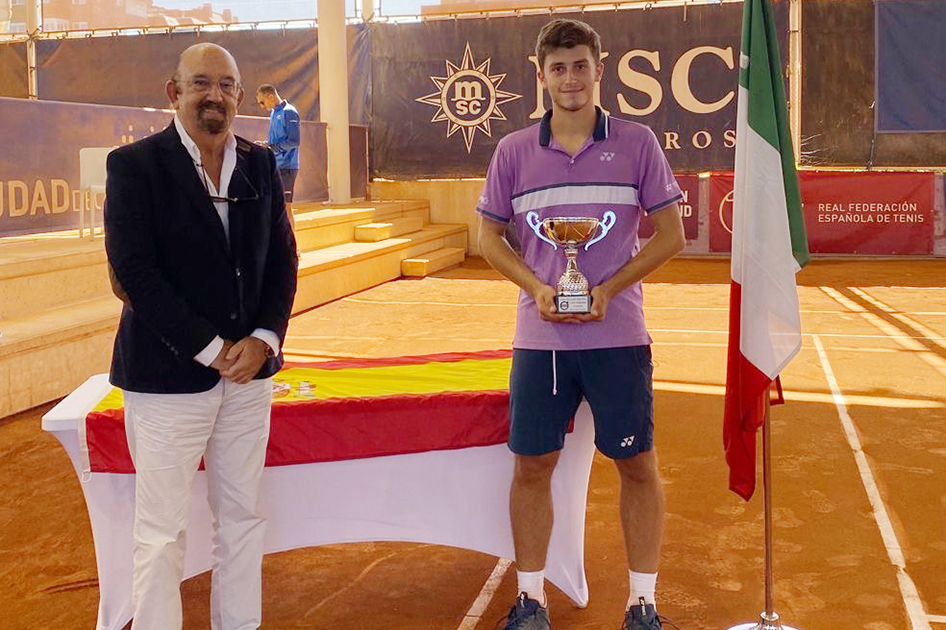 El italiano Luca Nardi se lleva el primer internacional masculino de Madrid El italiano Luca Nardi se lleva el primer internacional masculino de Madrid