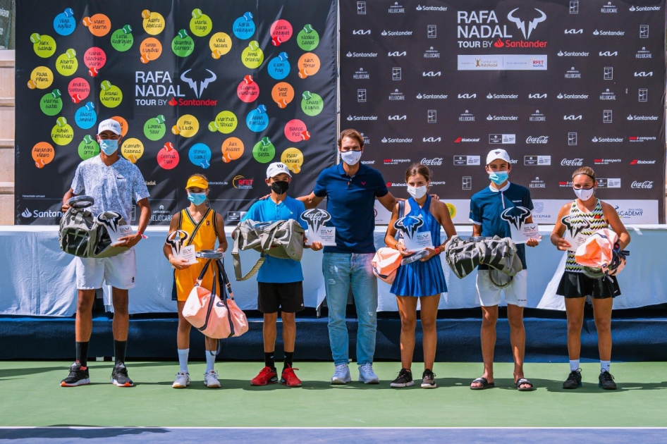 Los campeones del Máster 'Rafa Nadal Tour by Santander' se coronan en Mallorca Los campeones del Máster 'Rafa Nadal Tour by Santander' se coronan en Mallorca