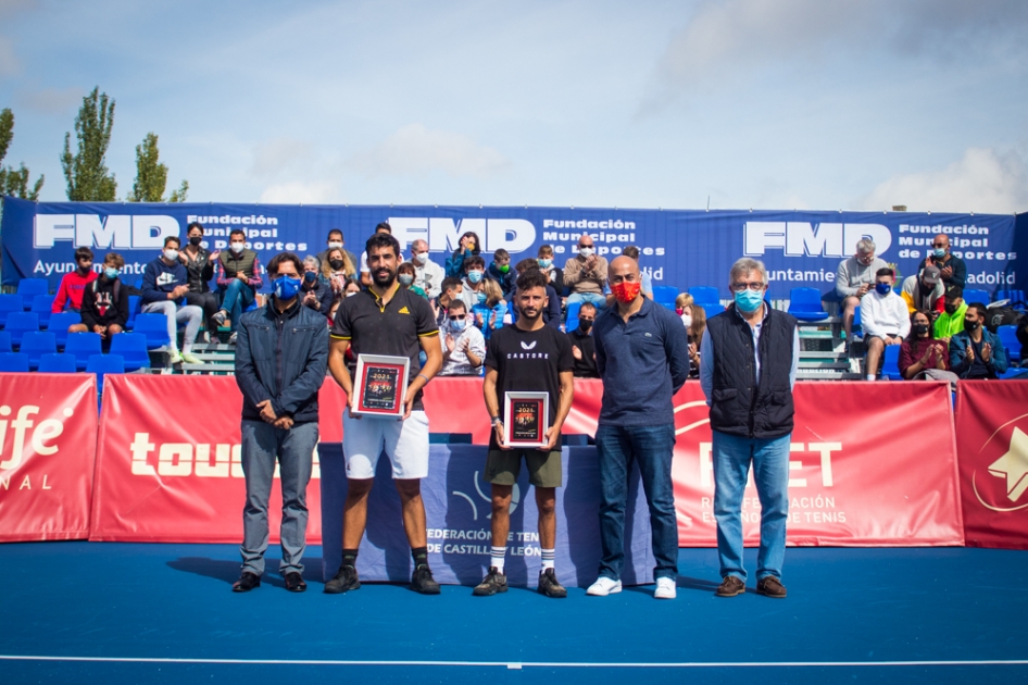 Jorge Hernando Ruano gana también el Grand Slam de touchtennis de Valladolid Jorge Hernando Ruano gana también el Grand Slam de touchtennis de Valladolid