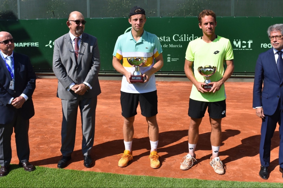 Carballés se ve superado por el holandés Griekspoor en la final del ATP Challenger de Murcia Carballés se ve superado por el holandés Griekspoor en la final del ATP Challenger de Murcia