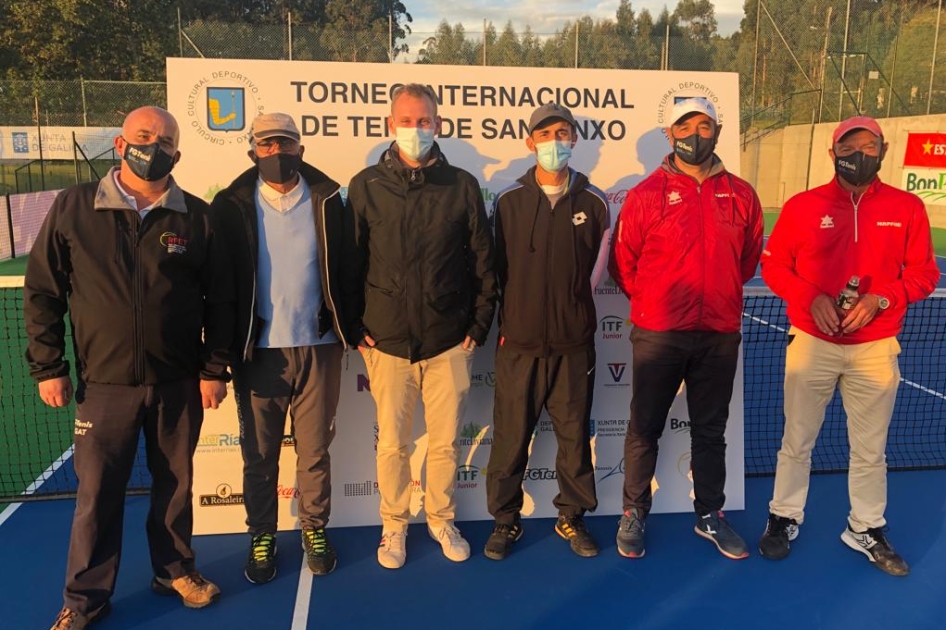 Jueces en el internacional jnior ITF Grado 1 Sanxenxo