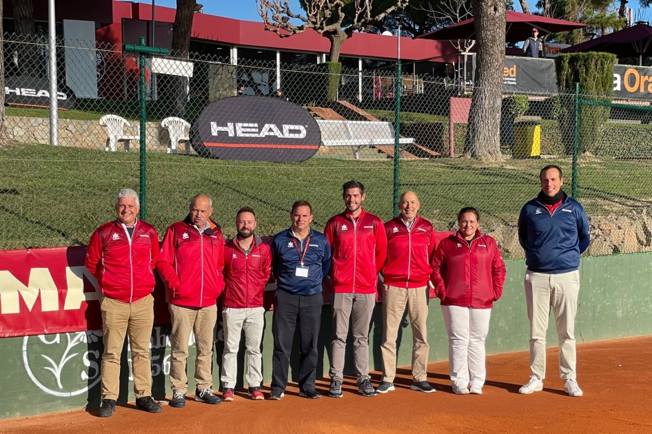 Equipo arbitral en el Campeonato de Espaa MAPFRE de Tenis por Equipos Masculinos - Copa Orante en Sabadell