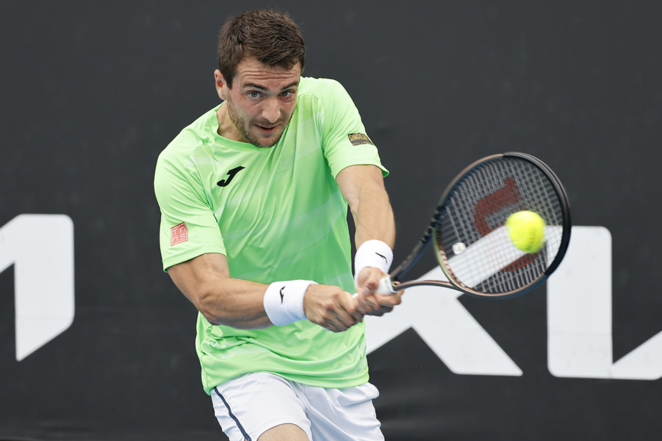 Pedro Martnez Portero sustituye a Marcel Granollers en la Copa Davis de Marbella por lesin
