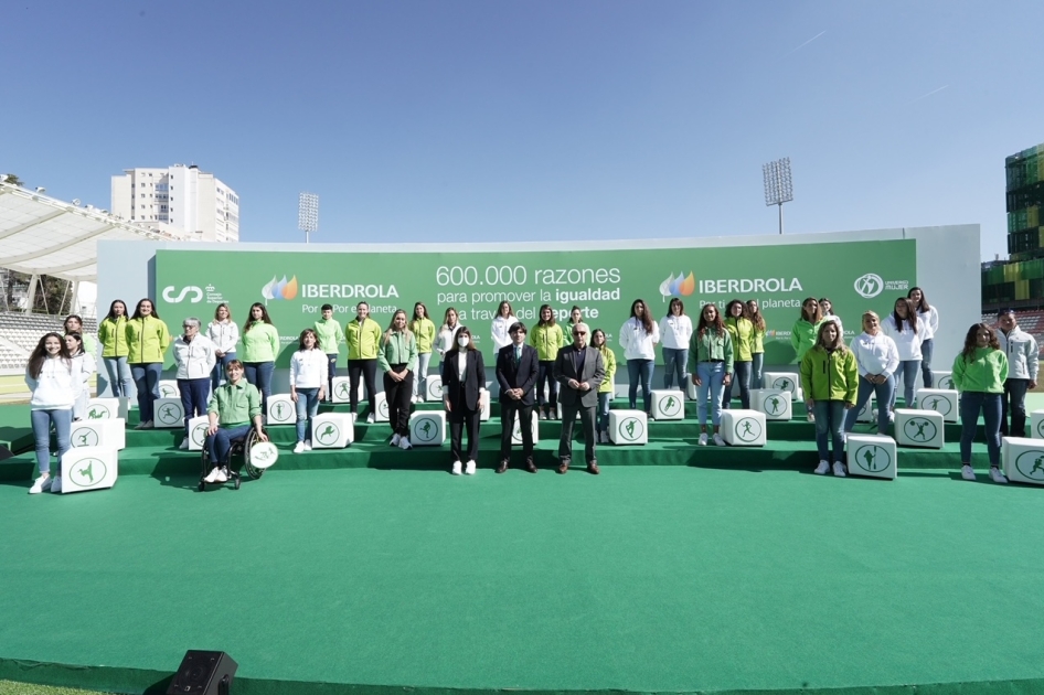 El tenis se suma al proyecto de apoyo al deporte femenino de Iberdrola