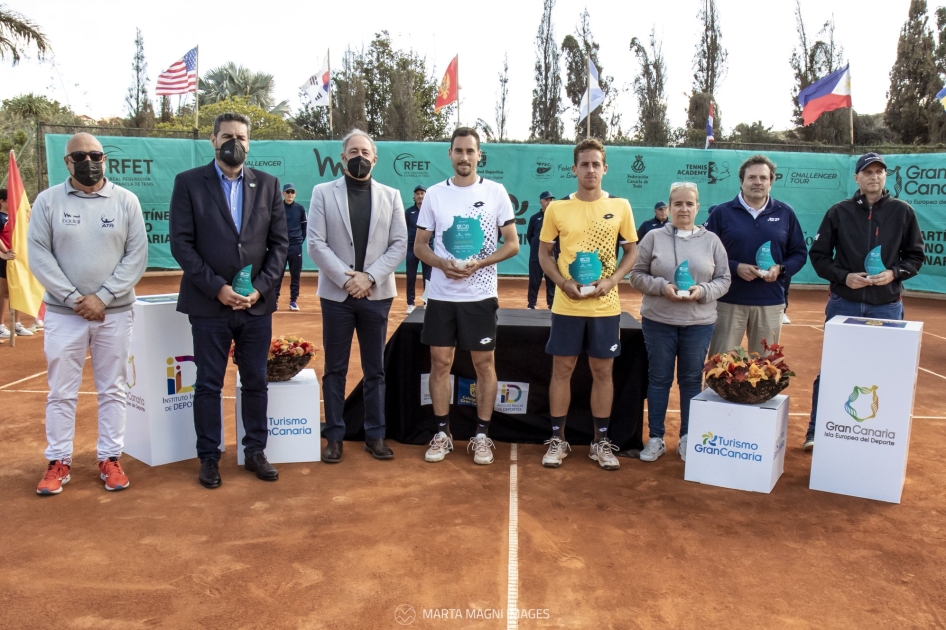 Roberto Carballs cede ante Gianluca Mager la final del primer Challenger del ao en Gran Canaria