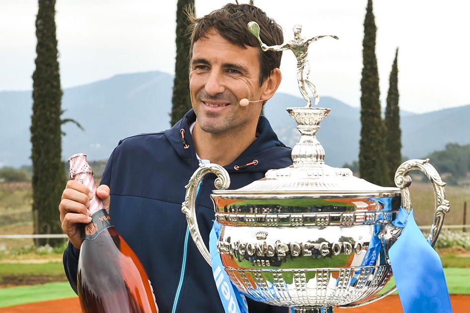 Robredo anuncia su retirada del tenis profesional en el Trofeo Conde de Godó Robredo anuncia su retirada del tenis profesional en el Trofeo Conde de Godó