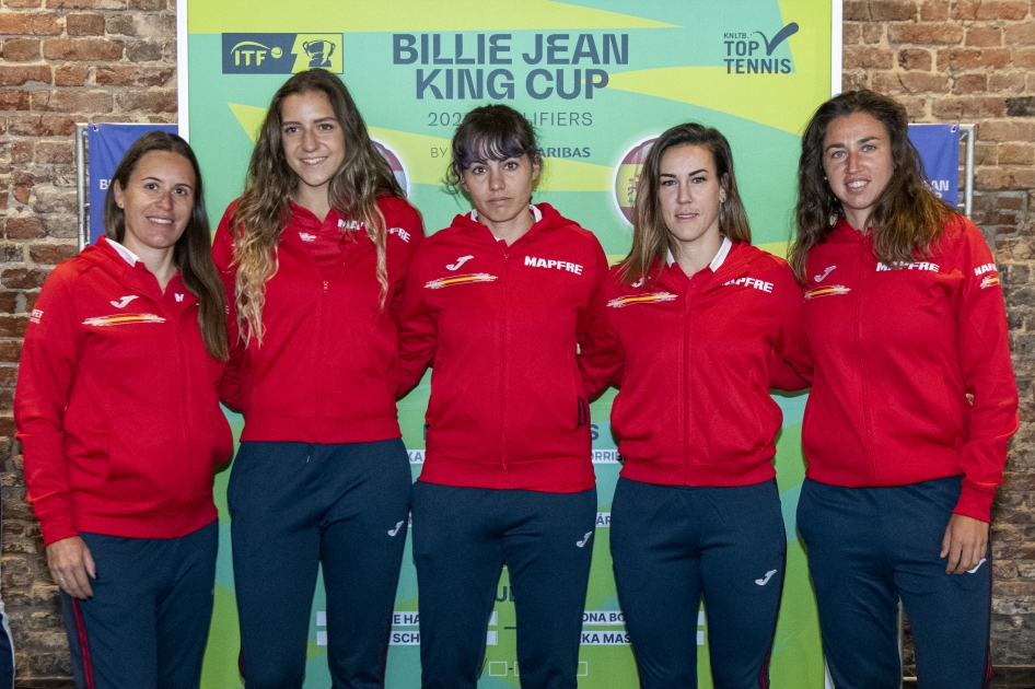 Nuria Párrizas y Sara Sorribes abrirán la Billie Jean King Cup contra Países Bajos Nuria Párrizas y Sara Sorribes abrirán la Billie Jean King Cup contra Países Bajos